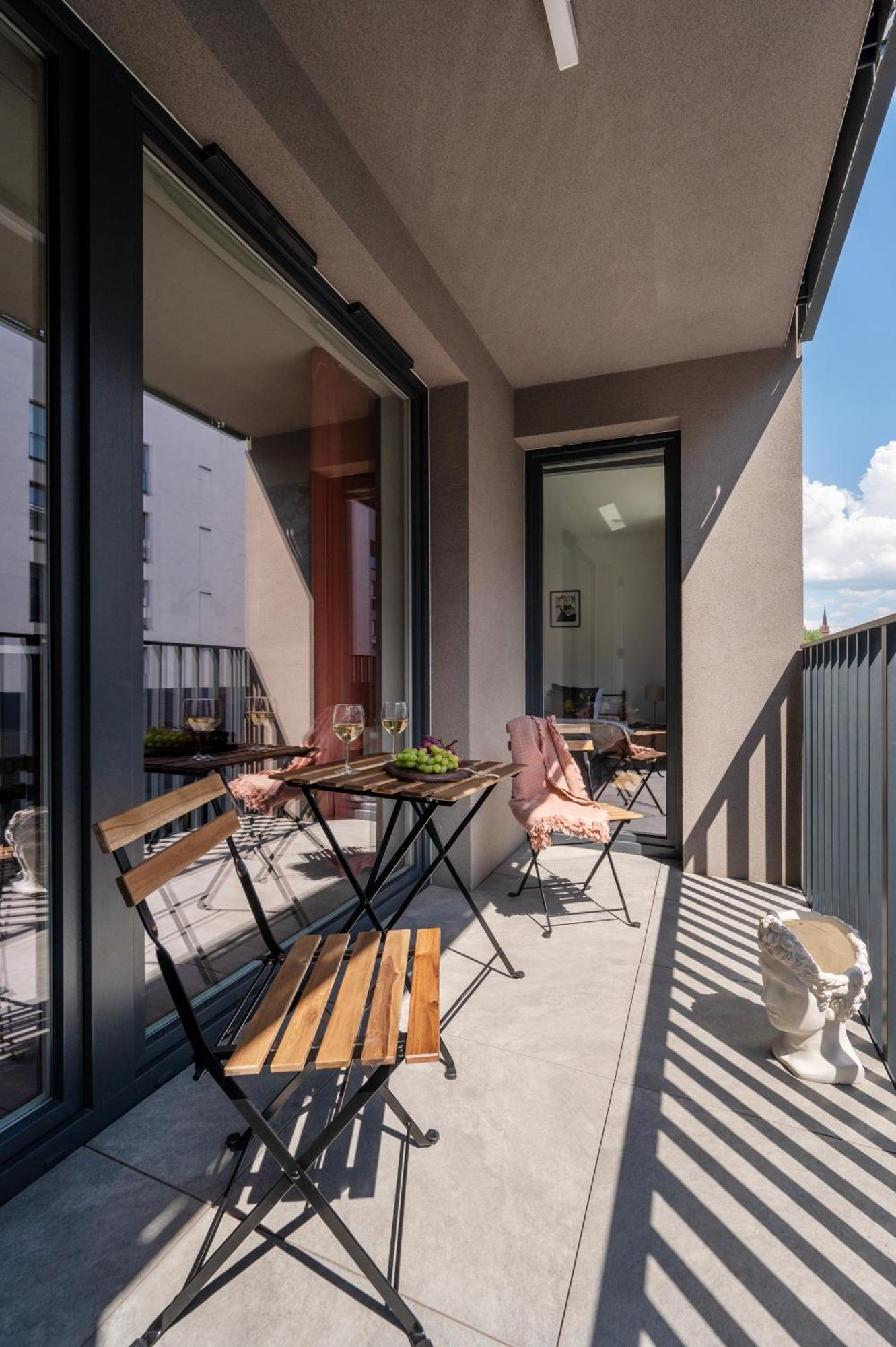 Lumina Apartments With Parking, Balcony Lodz Dış mekan fotoğraf
